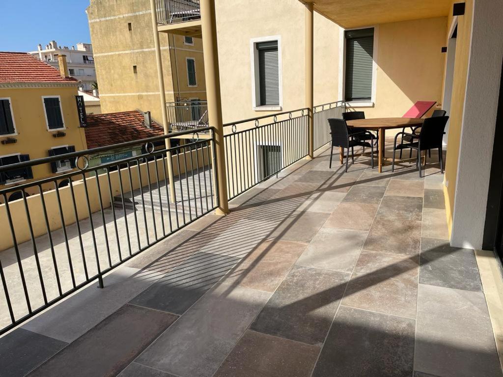 Residence Le Provence Le Lavandou Exterior foto